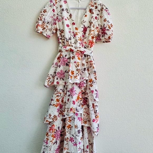 Dresses & Skirts - Floral Ruffle Mini Dress